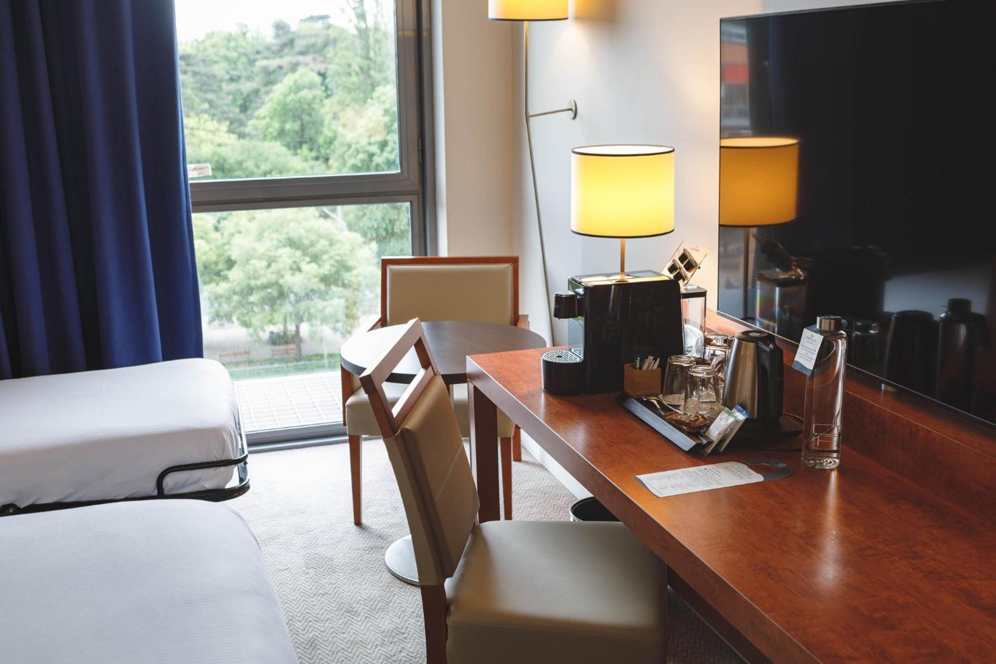 Crowne Plaza - Cite Internationale Hotel